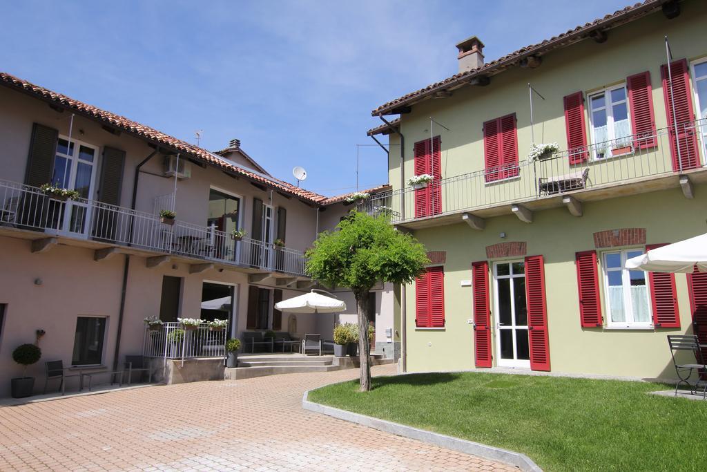 Casa Andrea Hotel La Morra Exterior photo
